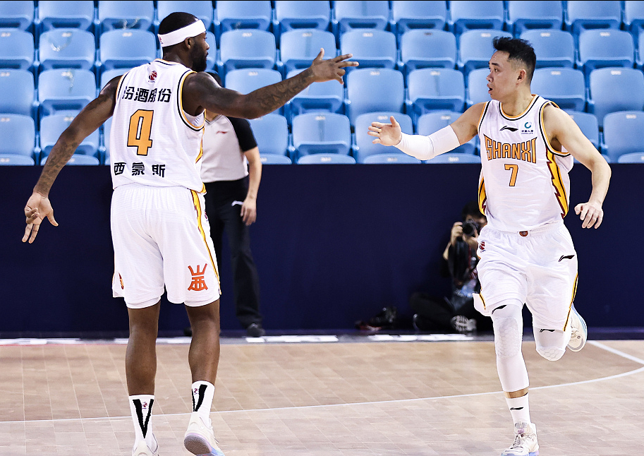 黑马崛起，新兴力量崭露头角引人瞩目的简单介绍