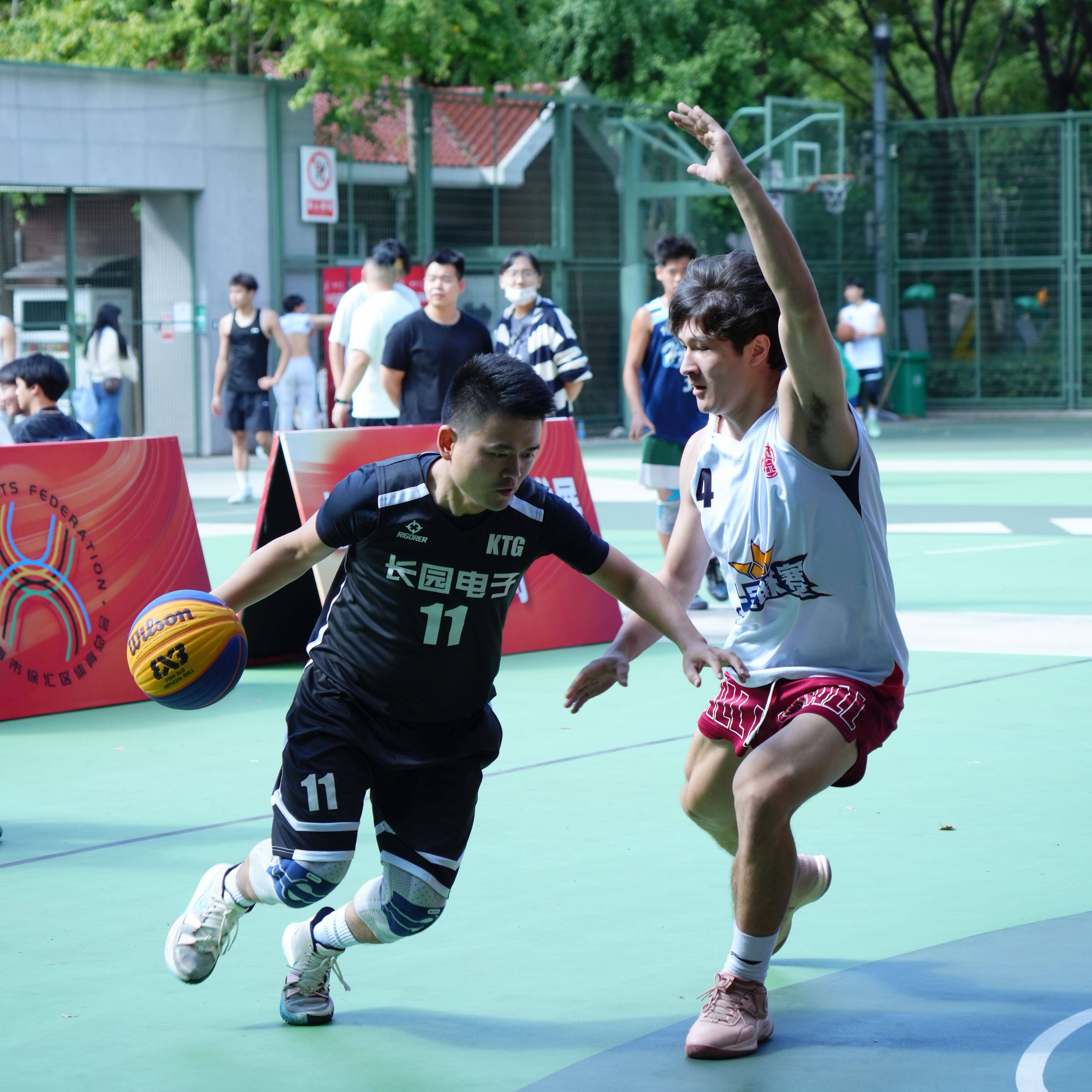 爱游戏电竞-篮球精英赛事展现风采，球技炉火纯青的简单介绍