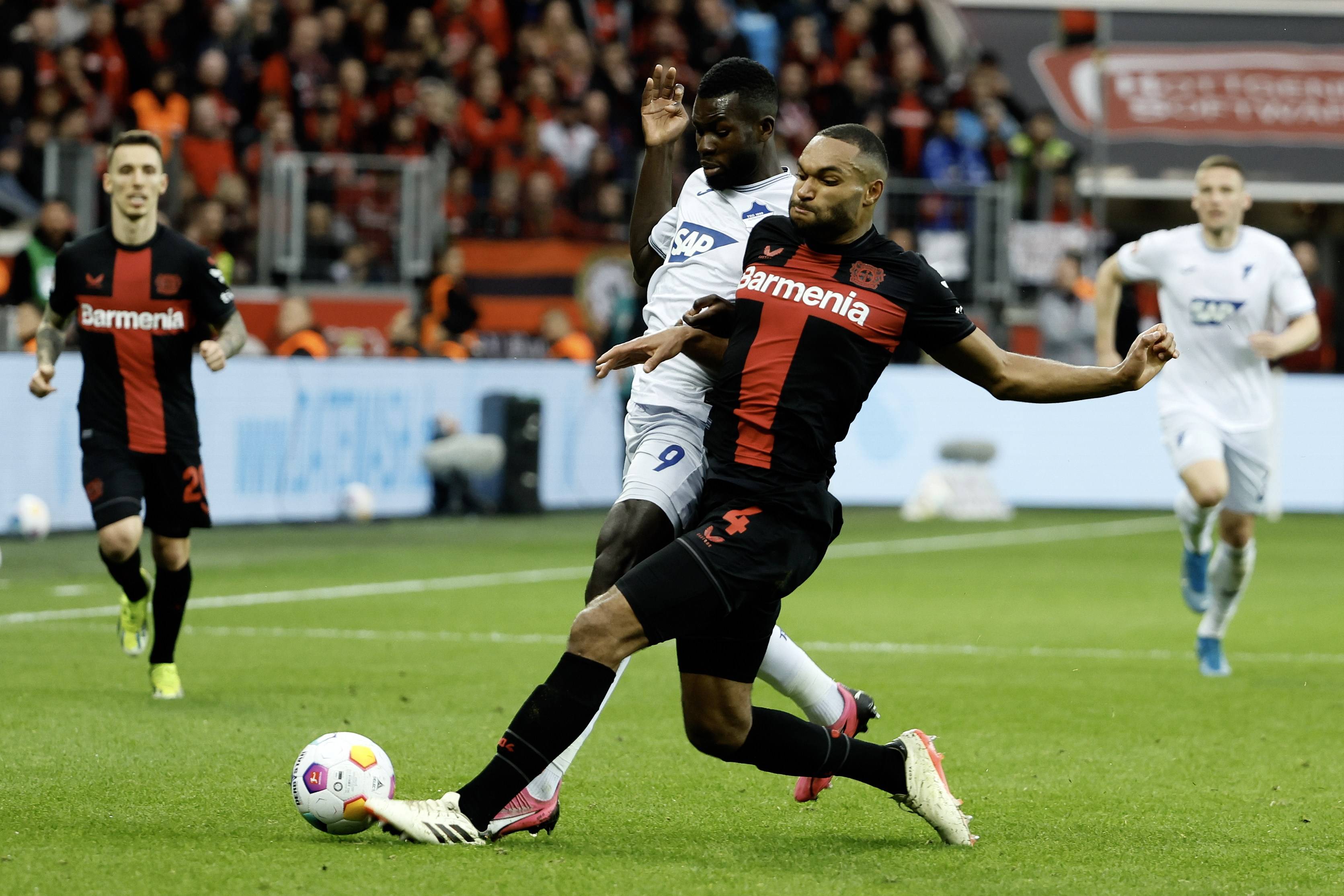 爱游戏官方登录入口-包含不莱梅客场大捷，连续战胜两大劲旅的词条