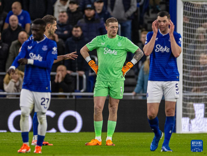 爱游戏官方-包含热刺客场战胜欧洲劲旅，主帅鼓励球员的词条