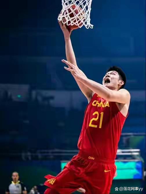 包含河北男篮在关键时刻表现稳定，取得胜利的词条