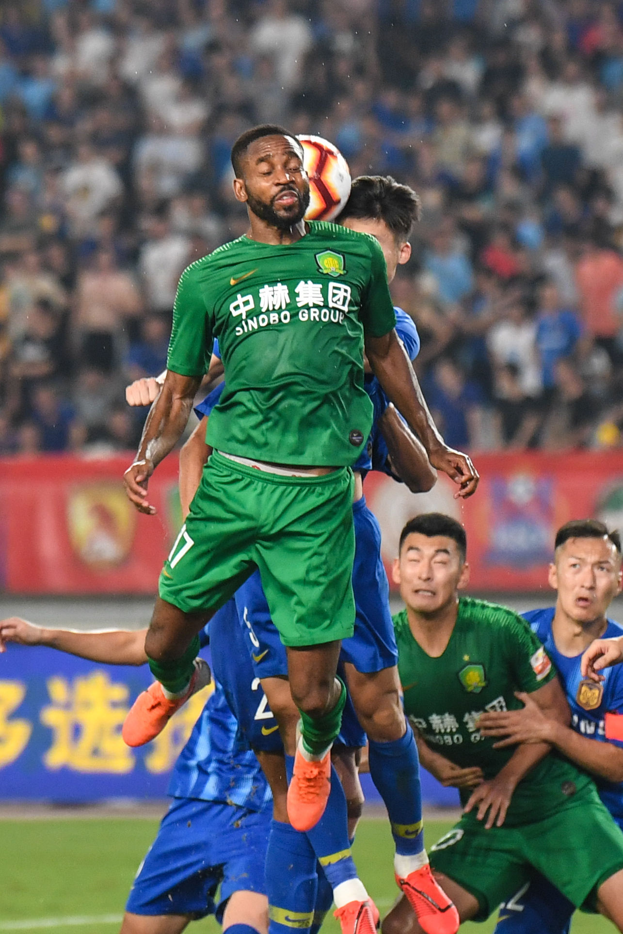 爱游戏视频-包含北京人和主场迎战江苏苏宁，双方激战至最后一秒的词条