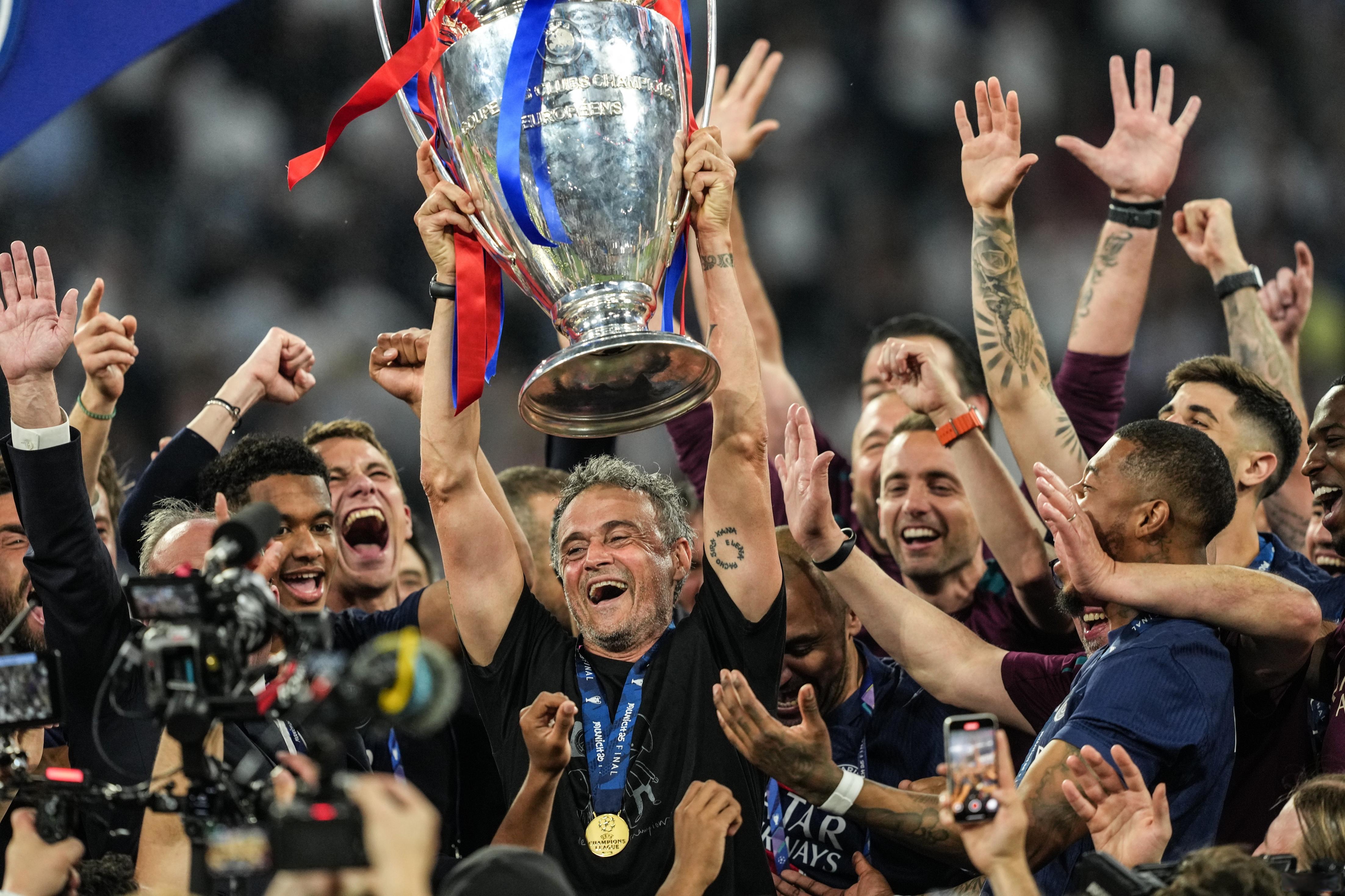 爱游戏登录-巴黎圣日耳曼主场大胜，稳固法甲榜首位置