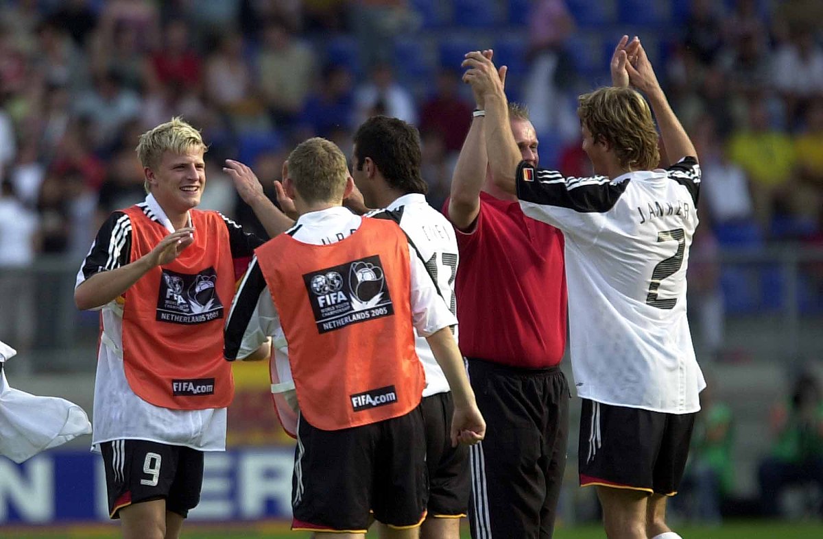 爱游戏视频-关于德国队在国际足球赛事中再次崭露头角的信息