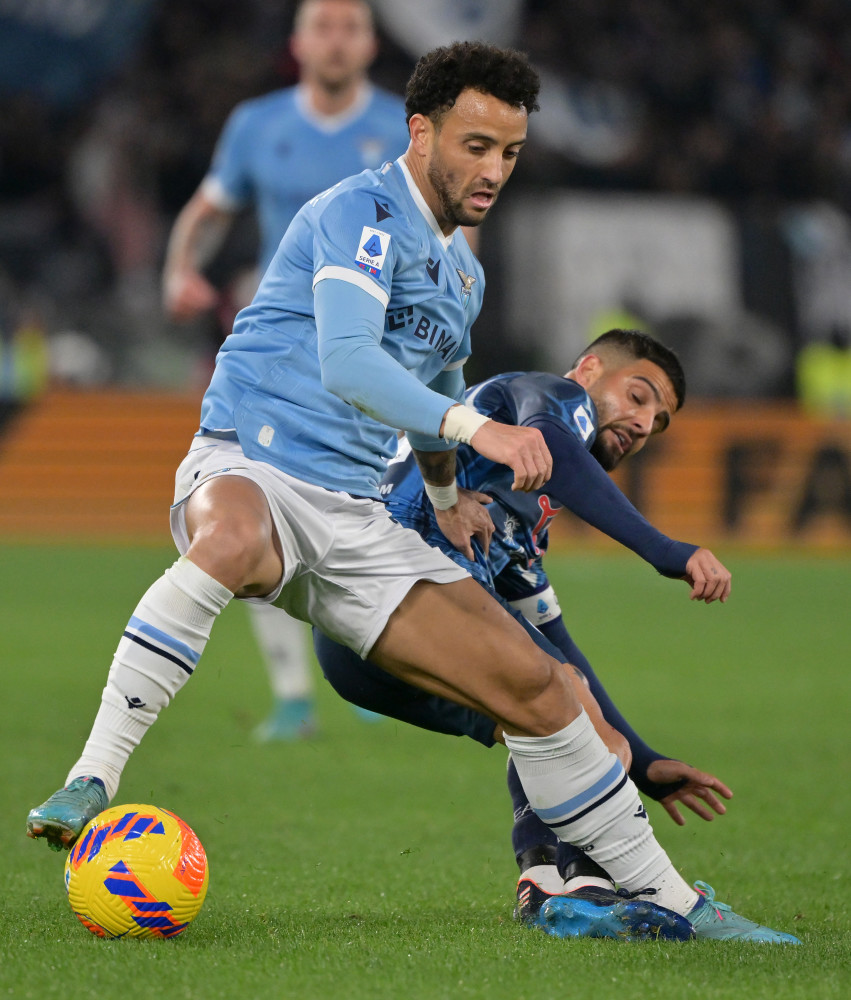 关于那不勒斯客场逼平拉齐奥,难分胜负的信息 关于那不勒斯客场逼平拉齐奥,难分胜负的信息