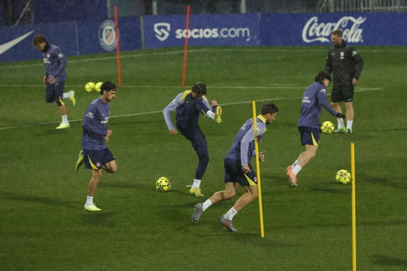 爱游戏活动-球队训练备战情况，战术推演