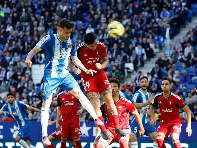 爱游戏登录入口-关于塞维利亚与比利亚雷亚尔激战，东南战区焦点战的信息